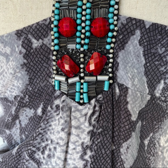 BEBE Silk Beaded Snake Printed Top - Picture 15 of 16